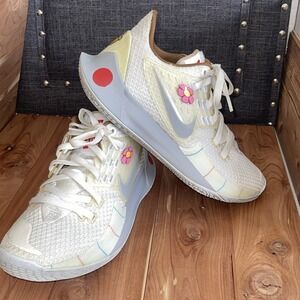 Nike SpongeBob SquarePants x Kyrie 2 Low Sandy Cheeks Size 8.5 CJ6953-100 RARE!